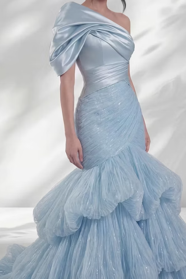 Unique Sky Blue One Shoulder Satin Prom Dresses Column With Zipper Pleats