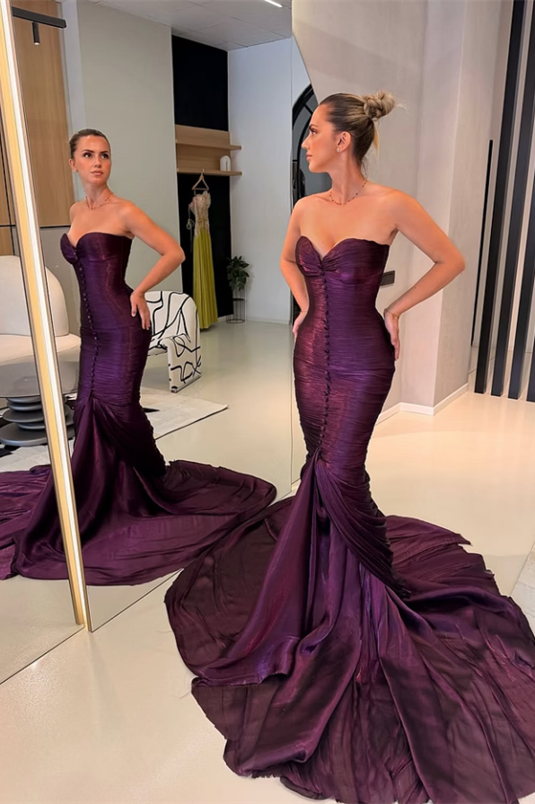 Luxurious Grape Sweetheart Strapless Sleeveless Mermaid Prom Dresses Sheath With Pleats