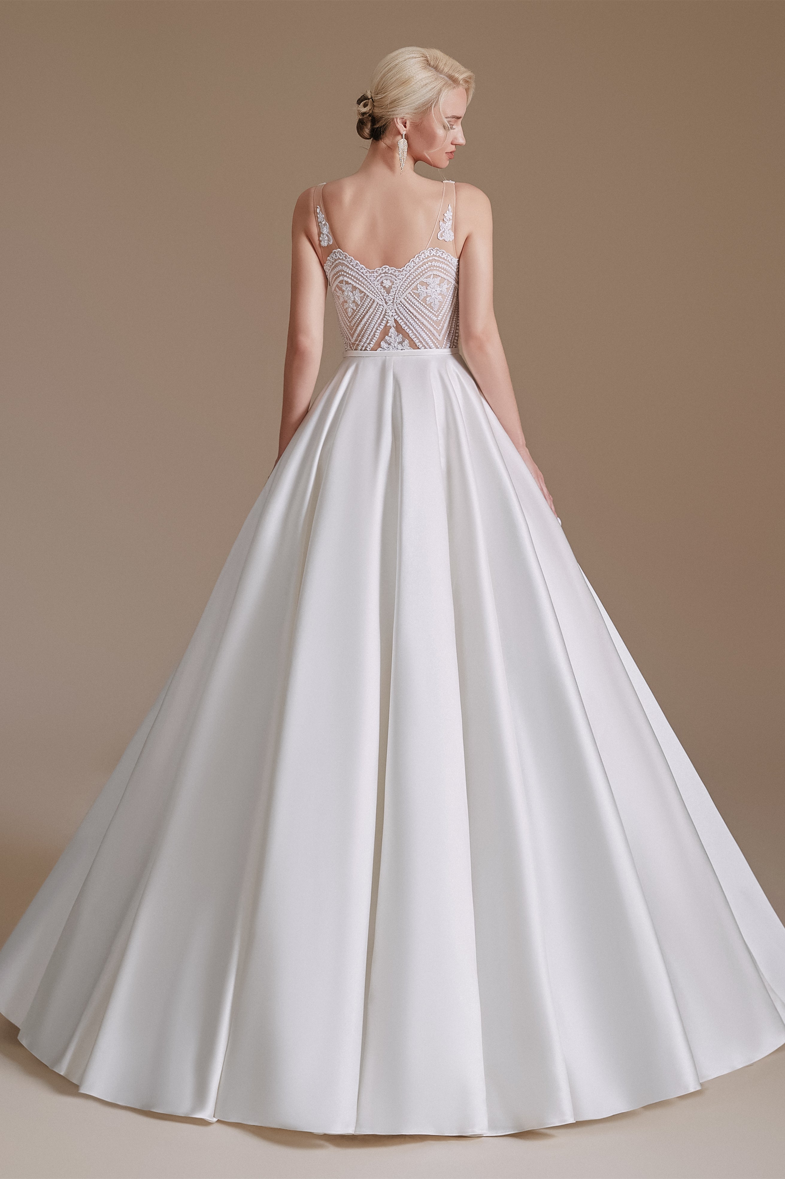 A Line V Neck Floor Length Applique Wedding Dress | Showprettydress Design-showprettydress
