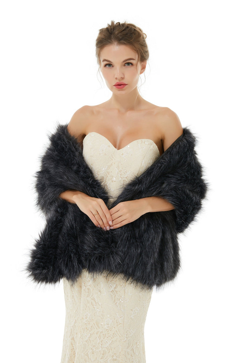 Alice- Winter Faux Fur Wedding Wrap-showprettydress