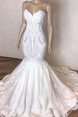Amazing Long Mermaid Strapless Appliques Lace Wedding Dress-showprettydress