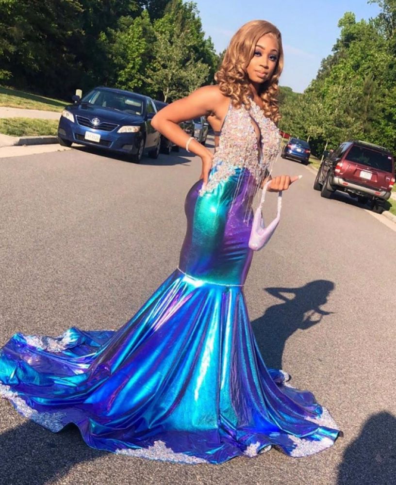 Asymmetric Beads Appliques Prom Dresses Alluring Open Back Fit and Flare Evening Gowns-showprettydress