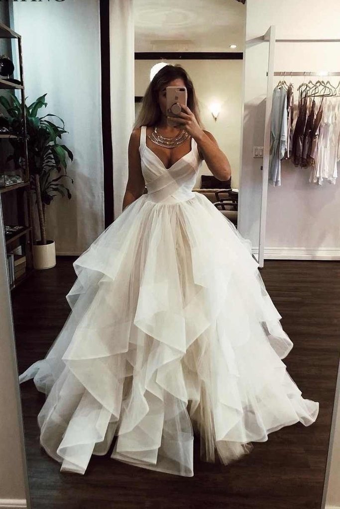 Beach Long A-line Sweetheart Tulle Cascading Ruffles Wedding Dress-showprettydress