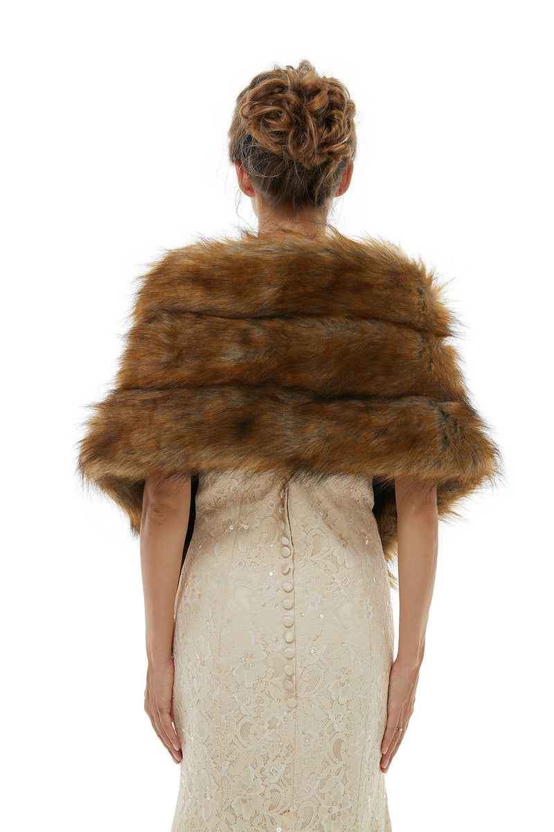 Beatrice - Winter Faux Fur Wedding Wrap-showprettydress
