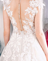 Beautiful Long A-Line Bateau Appliques Lace Pearl Tulle Wedding Dress-showprettydress
