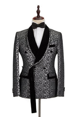 Black Stitching Silver Leopard Jacquard Men Suit Shawl Lapel Double Breasted Wedding Suit for Formal-showprettydress