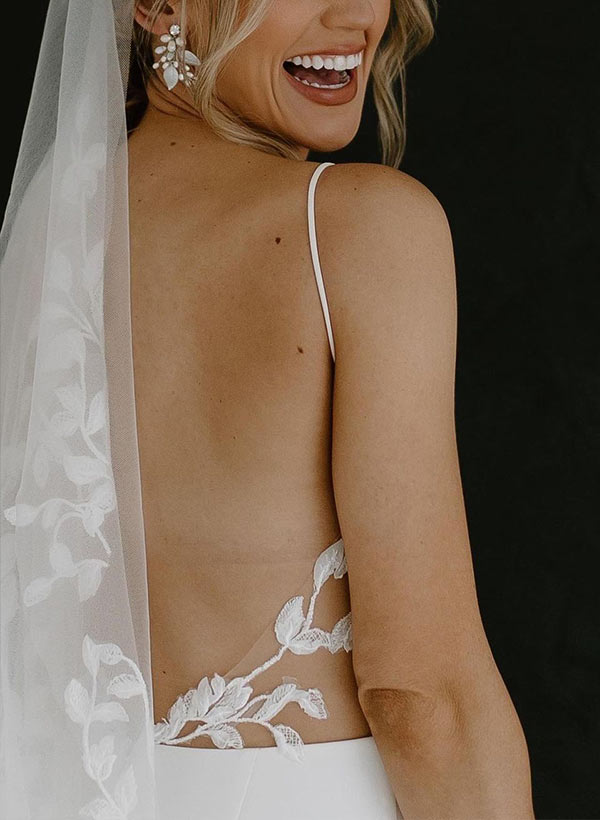 Boho Garden Summer Beach Cowl Neck Sleeveless Court Train Lace Wedding Dresses-Showprettydress