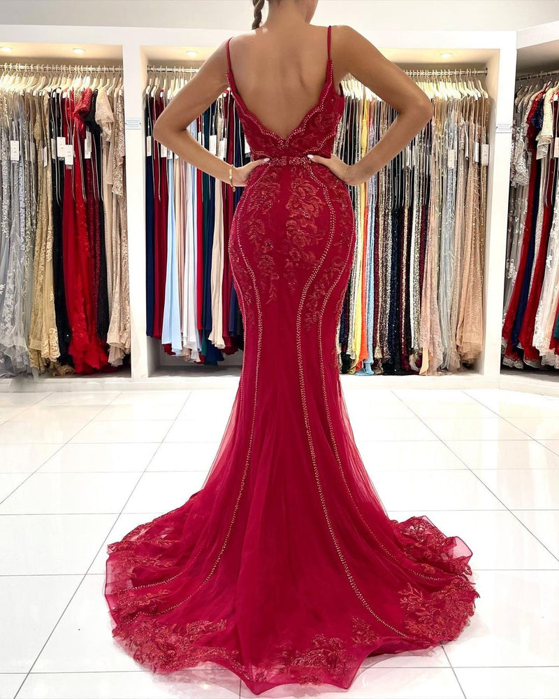 Burgundy Long V-Neck Mermaid Lace Appliques Evening Dress With Beadings-showprettydress