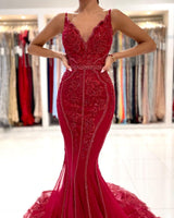 Burgundy Long V-Neck Mermaid Lace Appliques Evening Dress With Beadings-showprettydress