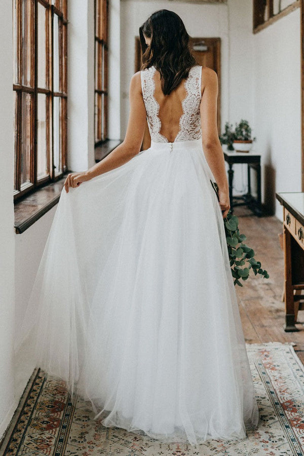 Casual Wedding Dress Tulle A-line Chic V-Neck Sleeveless Lace Long Bridal Gowns-Showprettydress
