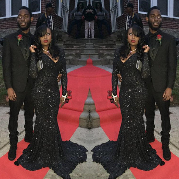 Charming Black Sequins Long-Sleeves Deep-V-Neck Alluring Prom Dresses-showprettydress