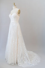 Chic Long A-line Sweetheart Spaghetti Strap Appliques Tulle Wedding Dress-showprettydress