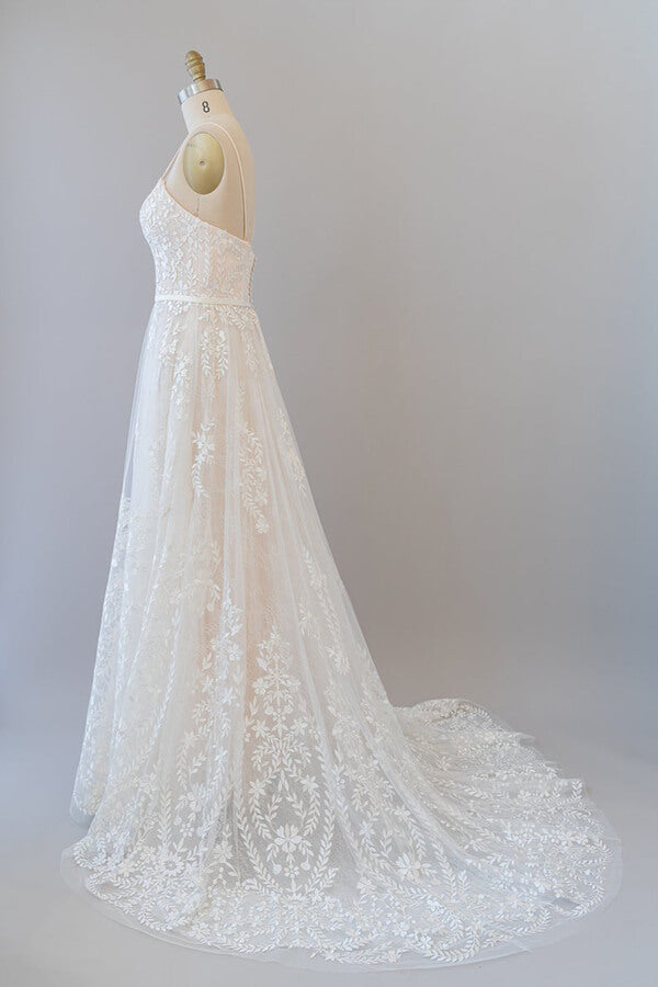 Chic Long A-line Sweetheart Spaghetti Strap Appliques Tulle Wedding Dress-showprettydress