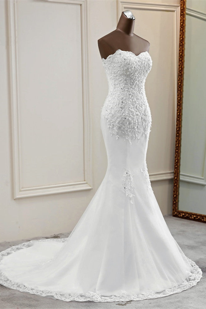 Chic Long Mermaid Strapless Lace Appliques Wedding Dress-showprettydress
