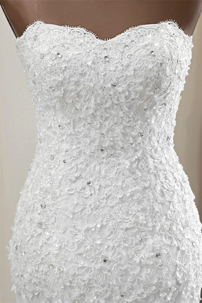 Chic Long Mermaid Strapless Lace Appliques Wedding Dress-showprettydress
