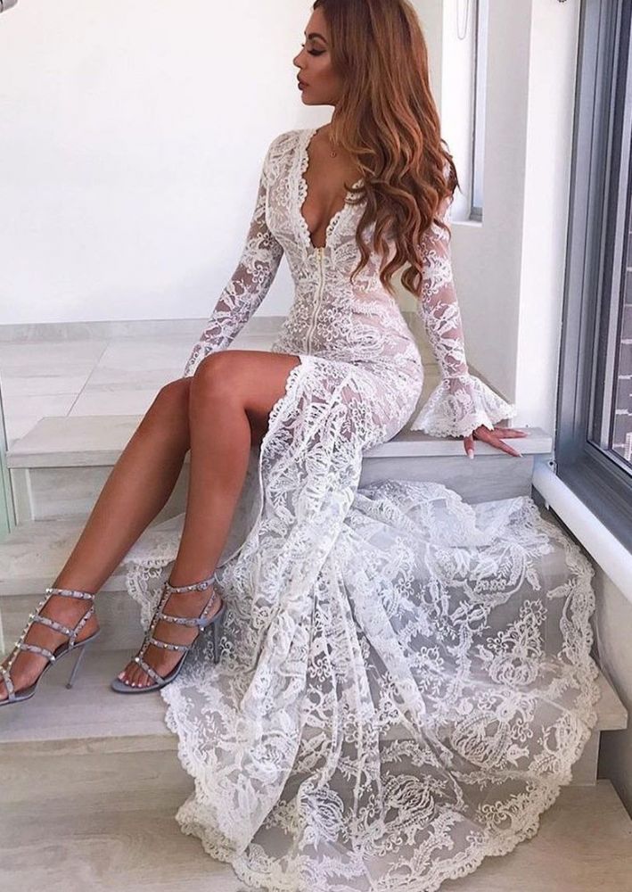 Chic Long Sleeves V-Neck Prom Party Gowns| Lace Evening Party Dress With Slit-showprettydress