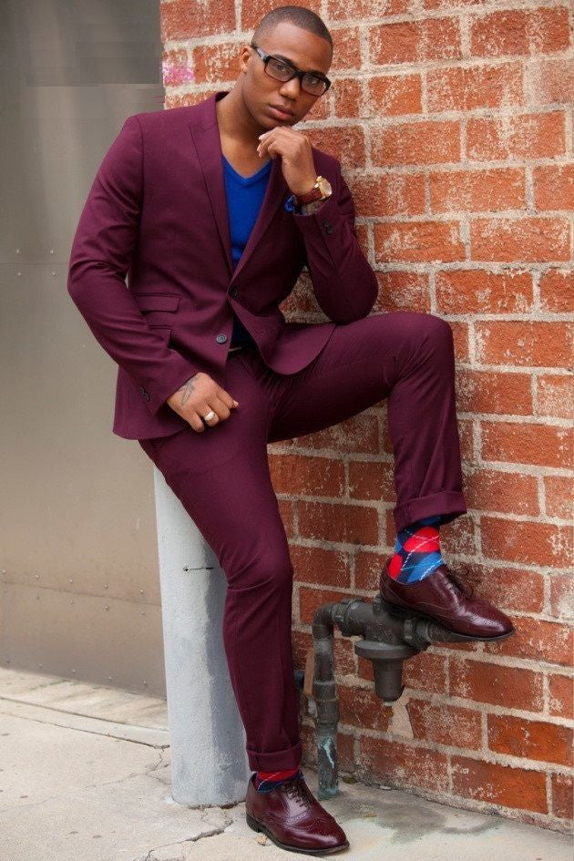 Classic Bespoke Peaked Lapel Close Fitting Men's Prom Suits ...