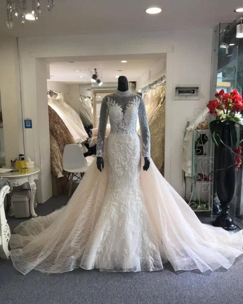 Classic Collar Long Sleeves Floral Pattern Mermaid Wedding Dress Detachable Sweep Train-showprettydress