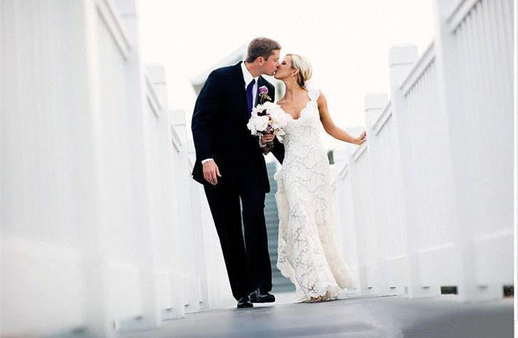 Classic Full Lace Wedding Dress Open Back Sleeveless Summer Bridal Gowns-showprettydress