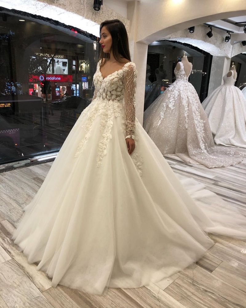 Classic Ivory Long Sleevess V neck Leaves Lace Ball Gown Wedding Dresses-showprettydress