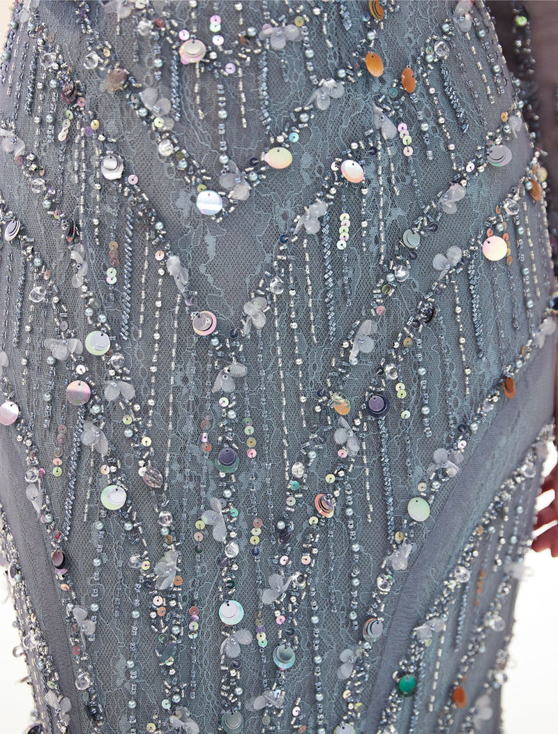 Classic Mother Of The Groom Dresses Grey Long Sleeve Luxury Beading V Neck Sash Formal Gowns With Train-showprettydress