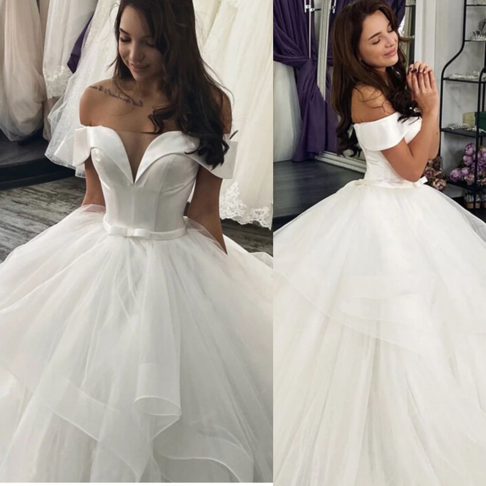 Classic Off the Shoulder Ball Gown Puffy Layers Wedding Dress-showprettydress