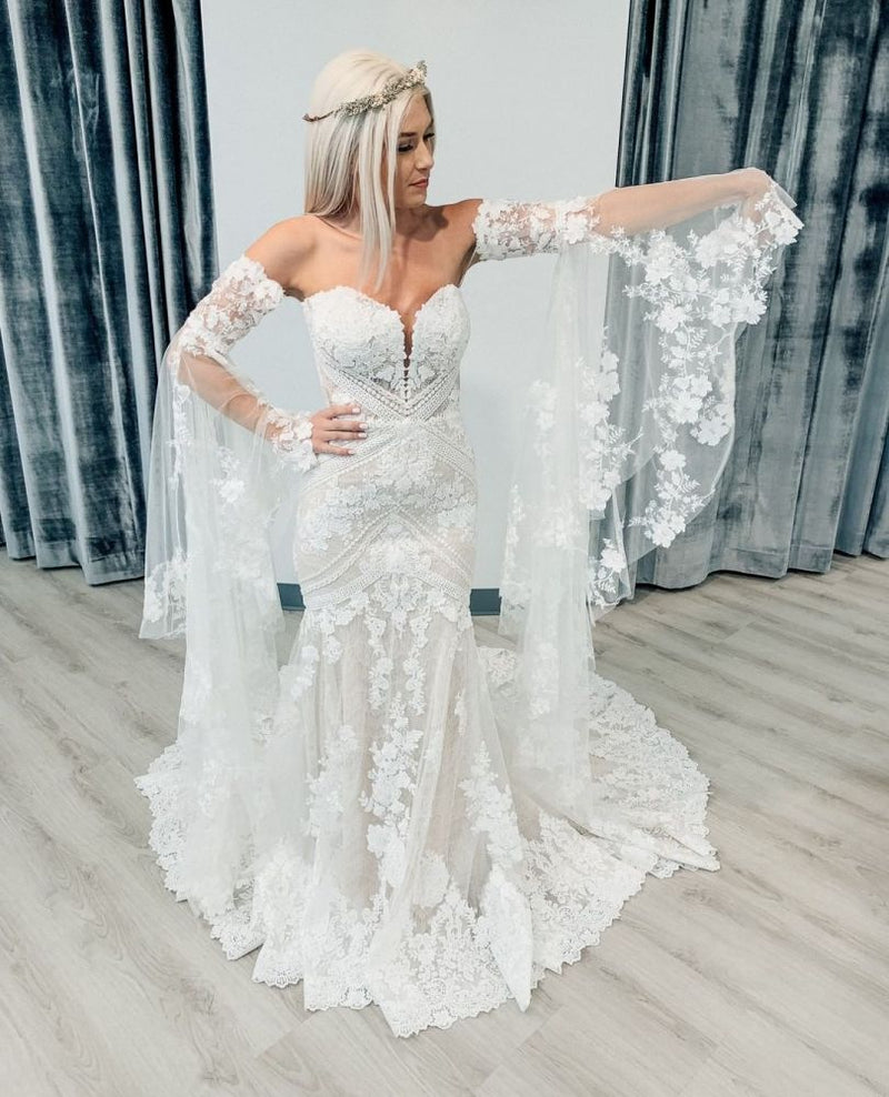 Classic Sweetheart White Lace Wedding Dresses with Church Train-showprettydress