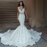 Classic V Neck Sleeveless Wedding Dresses Mermaid Lace Bridal Gowns with Buttons-showprettydress