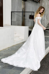 Classic White Lace Off the ShoulderLong Princess Wedding Dress with Beaded Lace Appliques-showprettydress