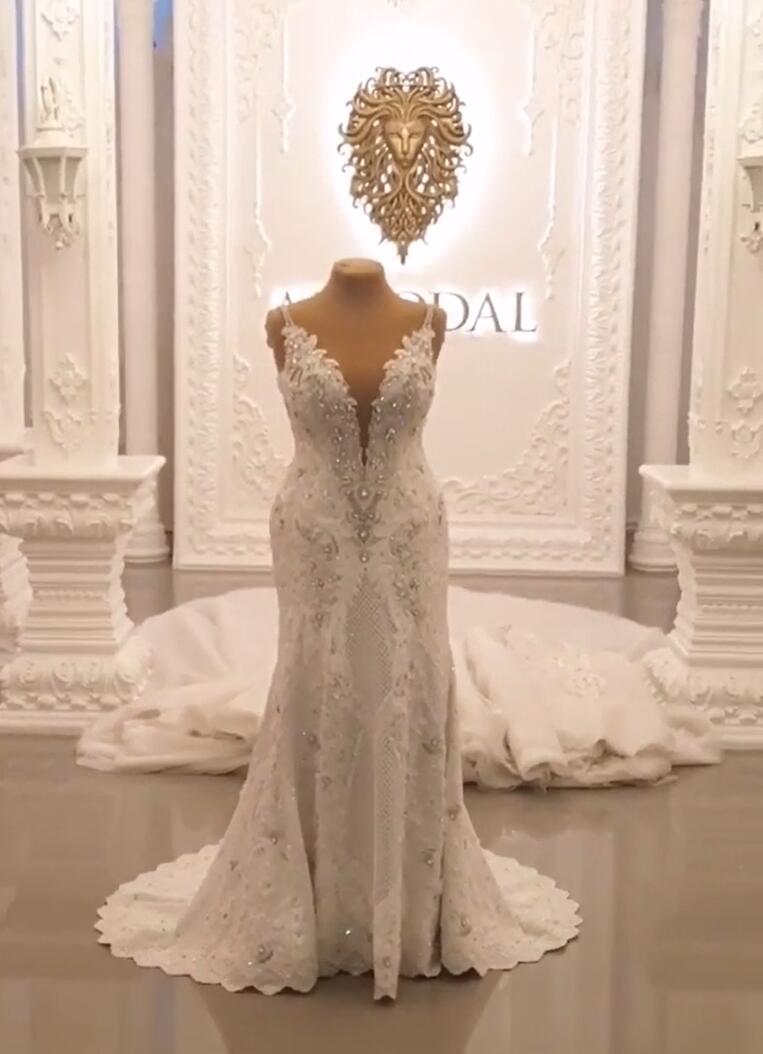 Classy Long Sweetheart Spaghetti Straps Appliques Lace Crystal Backless Wedding Dress-showprettydress