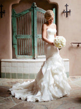 Court Train Mermaid Sleeveless Sweetheart Ruffless Satin Wedding Dresses-showprettydress