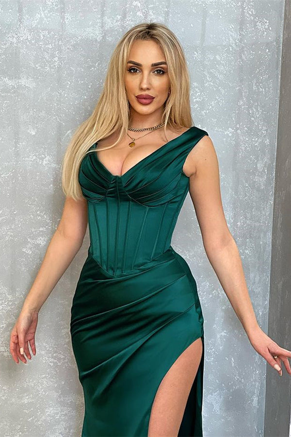Dark Green V-Neck Sleeveless Evening Dress Mermaid Long With Slit-showprettydress
