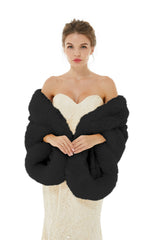Della - Winter Faux Fur Wedding Wrap-showprettydress
