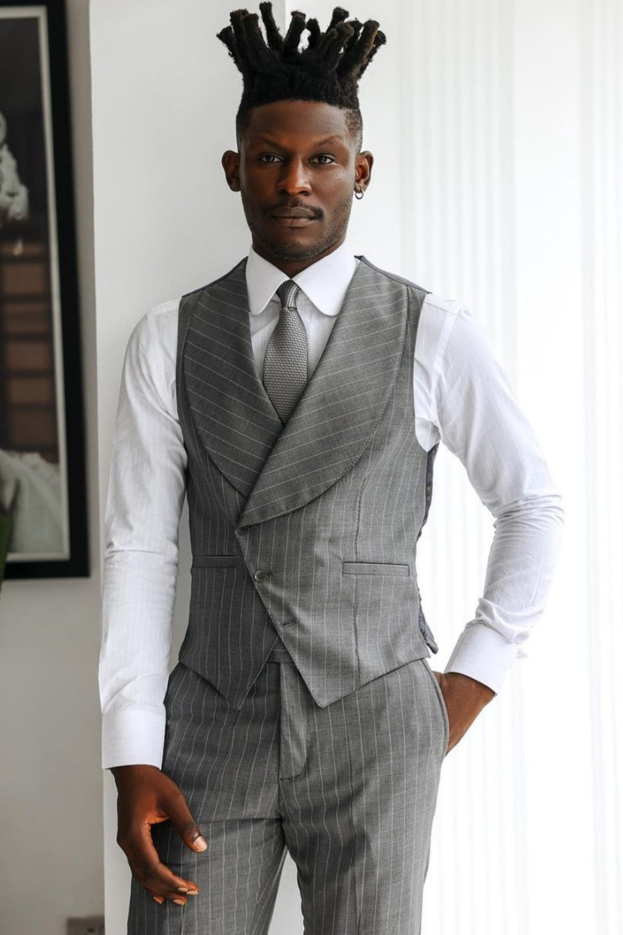 Gray Striped Peaked Lapel 3-Piece Prom Suit