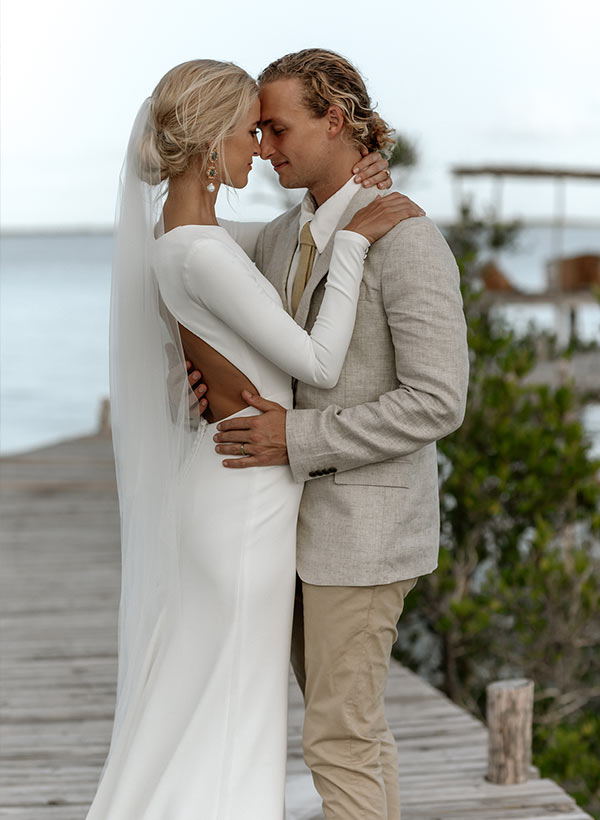 Elastic Satin Long Sleeves Mermaid Fitted Wedding Dress-Showprettydress