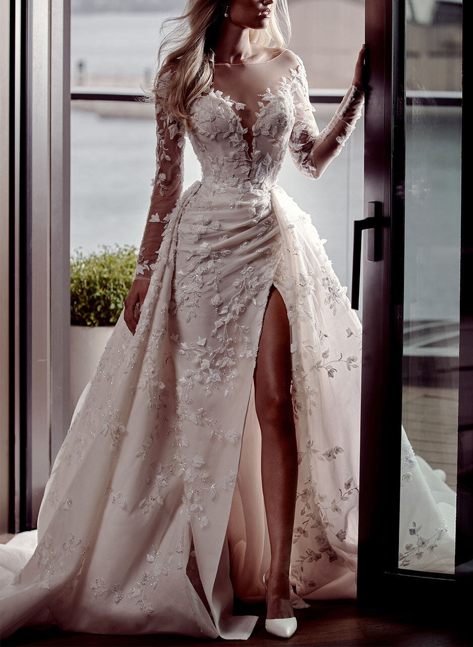 Elegant Lace Long Sleeve Wedding Dress Slit-Showprettydress