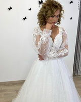 Elegant Long A-Line Sweetheart Appliques Lace Tulle Wedding Dress with Sleeves-showprettydress