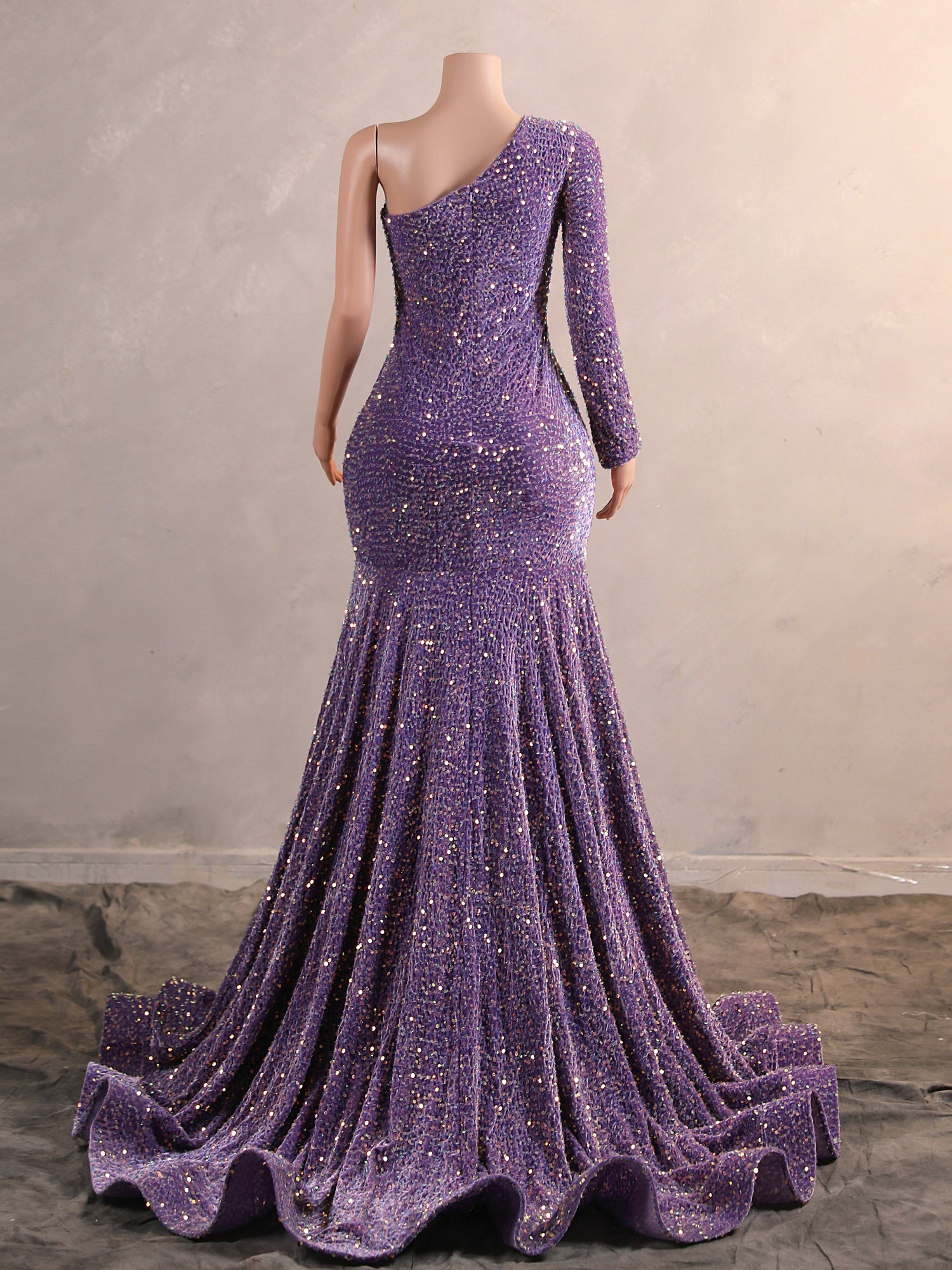Elegant Long Mermaid One Shoulder Sequined Formal Prom Dresses with Sleeves-showprettydress