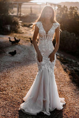 Elegant Long Mermaid Sweetheart Tulle Lace Backless Wedding Dress-showprettydress