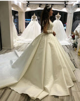 Elegant Long Princess Sweetheart Satin Wedding Dress with Sleeves-showprettydress