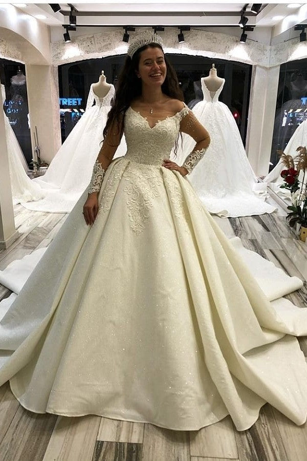 Elegant Long Princess Sweetheart Satin Wedding Dress with Sleeves-showprettydress