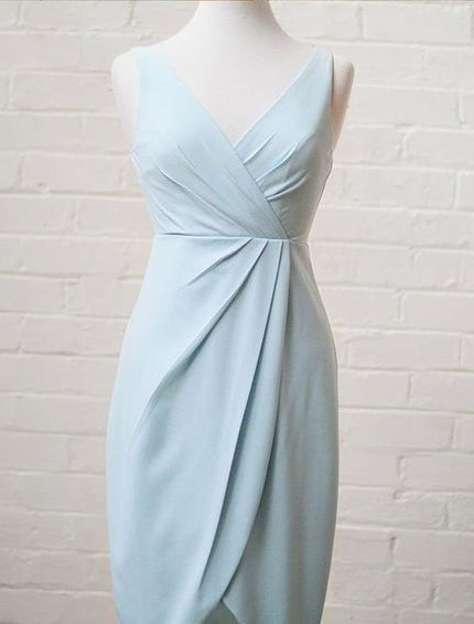 Elegant Sleeveless A-Line V-Neck High Low Homecoming Dress-showprettydress