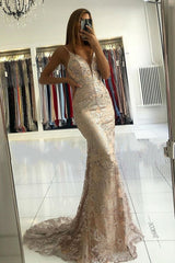Elegant Spaghetti Strap Champange Court Train V-neck Evening Dress-showprettydress