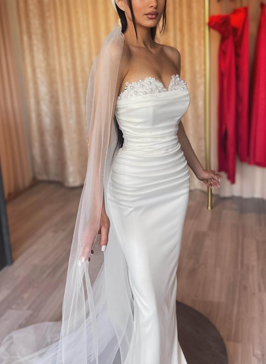 Elegant Sweetheart Detachable Train Lace Sleeves Wedding Dresses-Showprettydress