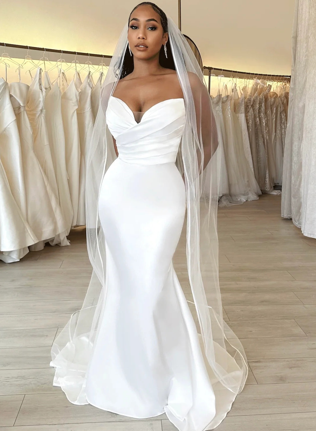 Elegant Sweetheart Mermaid Fitted Wedding Dresses Satin Simplified-Showprettydress