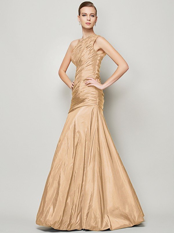 Fabulous Sleeveless One Shoulders Pleats Long Taffeta Bridesmaid Dresses-Showprettydress
