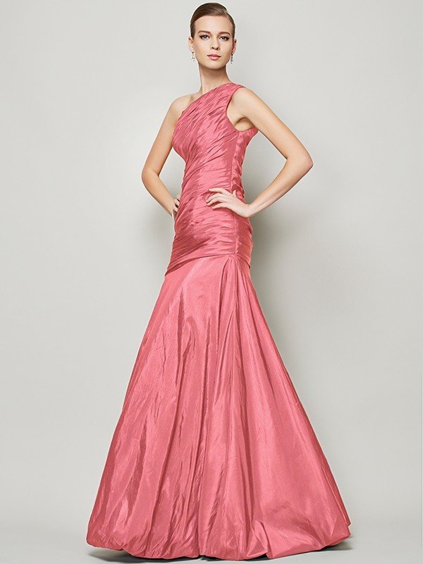 Fabulous Sleeveless One Shoulders Pleats Long Taffeta Bridesmaid Dresses-Showprettydress