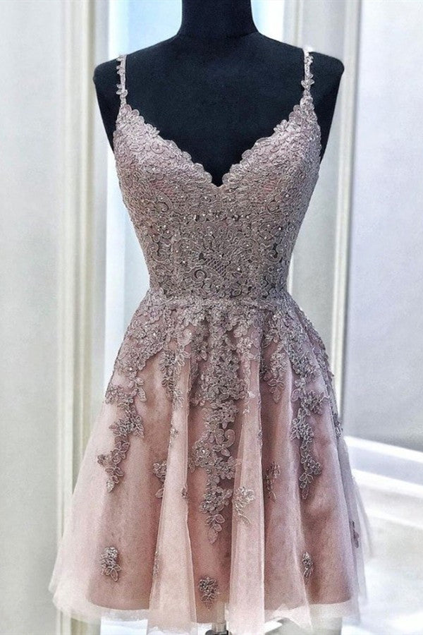 Fantastic V-neck Sleeveless Beading Homecoming Dress Chic Spaghetti Straps Lace Short Cocktail Dress-showprettydress