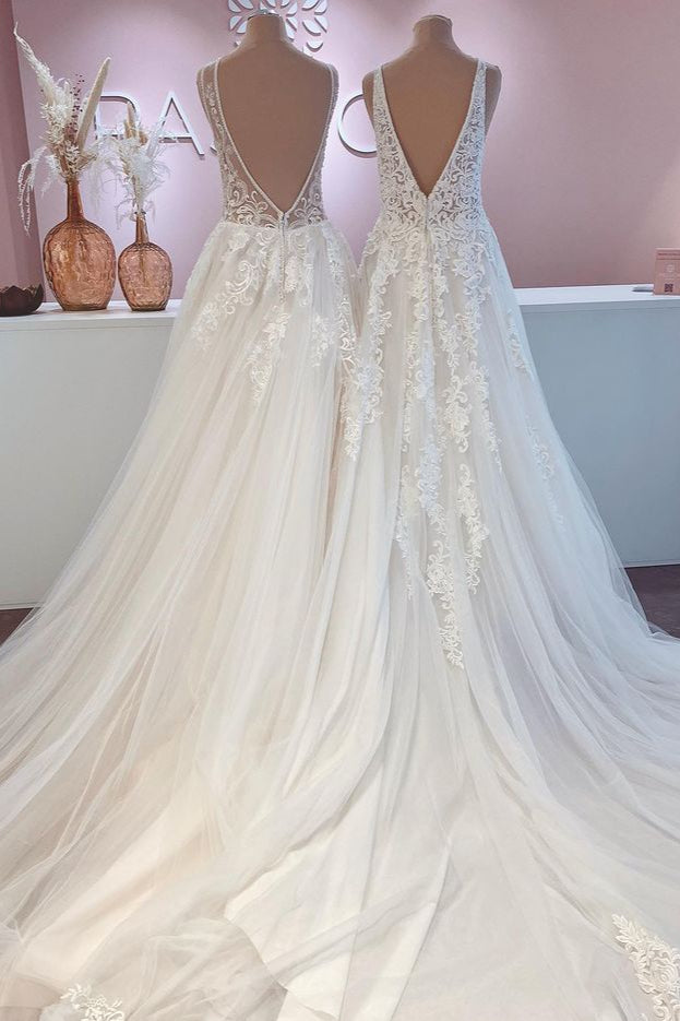 Glamorous Long A-Line Open Back Tulle Appliques Lace Wedding Dress-showprettydress
