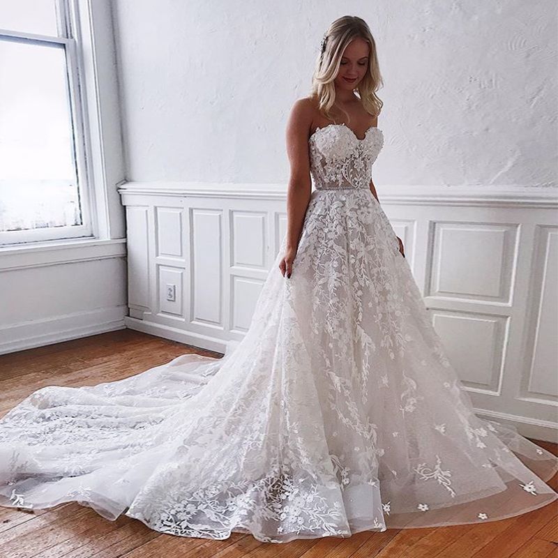 Gorgeous Long A-line Sweetheart Lace Wedding Dress-showprettydress
